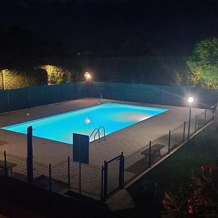 Residence Pool Peschiera Del Garda Exteriér fotografie
